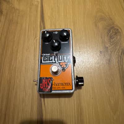 JHS Electro-Harmonix Op Amp Big Muff Pi Reissue with 