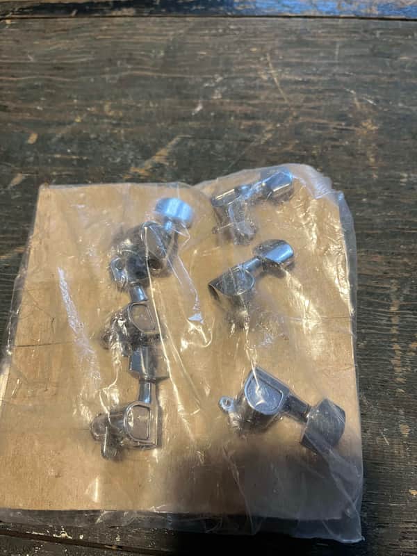 Schaller classic 3 and 3 tuners 70's image 1