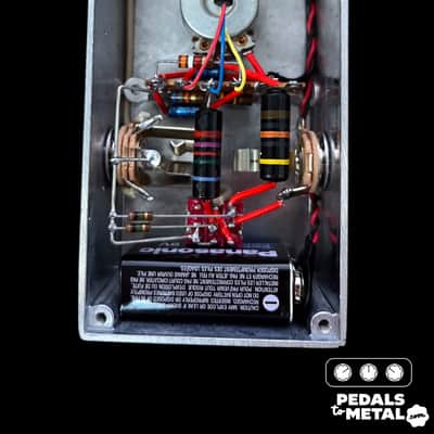R2R Electric Pre-Amp 2022 - Present - Blue X8048 image 8