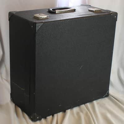 Black Italian Hard Case for Accordion 16.25" x 16" x 8.75" (41.25cm x 40.50cm x 22.25cm) image 1