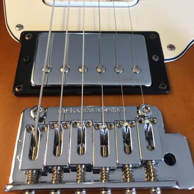 Godin Session (made in USA/Canada)  includes matching soft case image 3
