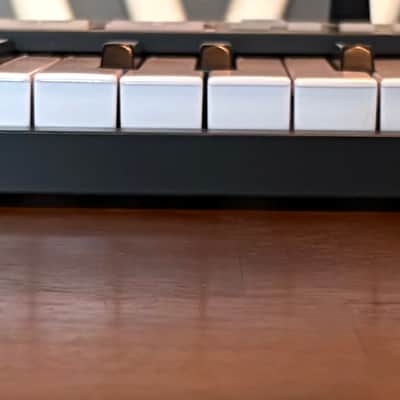 Arturia Keystep Pro Chroma + Decksaver, Power Supply, CV/USB Cables image 6