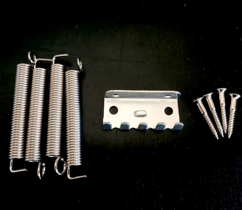 4 springs + 1 springs claw + 4 screws for Stratocaster style Tremolo image 1