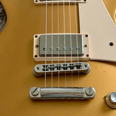 Gibson Les Paul Tribute Gold Top Electric Guitar image 5