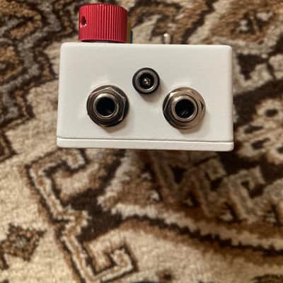 Mattoverse Electronics AirTrash 2019 - White image 2
