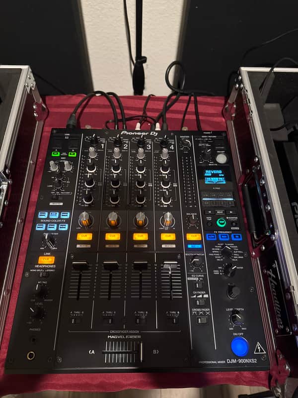 Pioneer DJM 900 NXS-2 (2018) (Magvel Fader) (Professional) image 1