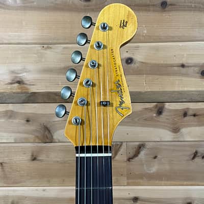 Fender Custom Shop Limited Edition Tyler Bryant "Pinky" Stratocaster Relic Electric Guitar - Aged Shell Pink image 3