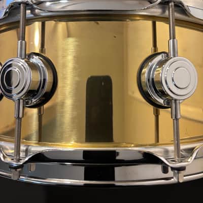 DW Collector’s Bell Brass 5.5” x 14” Snare Drum image 7