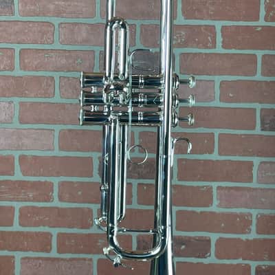 Bach Stradivarius 190S72X Professional Bb Trumpet - Silver Plated image 10