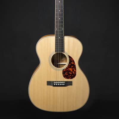 Larrivée OM-02 Acoustic Guitar image 10