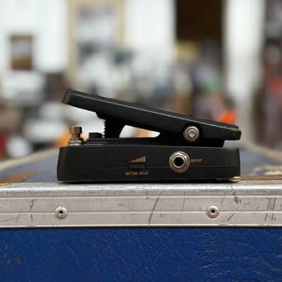 Hotone Bass Press image 2