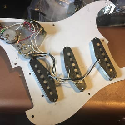 Fender MIJ Stratocaster Loaded Pickguard 80s Japan image 4