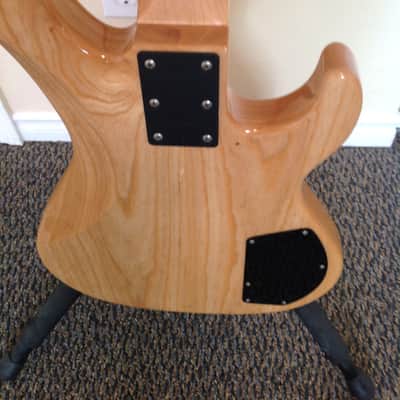 G&L L5500 5 string bass guitar, lefty image 13