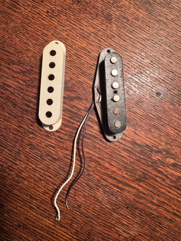 Fender Staggered Pole Pickup Stratocaster 1968 1974 - Greyback image 1