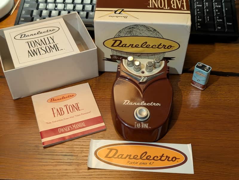 ギター Dan Electro / Fab Tone Is the Danelectro Fab Tone a hidden classic or should we leave it