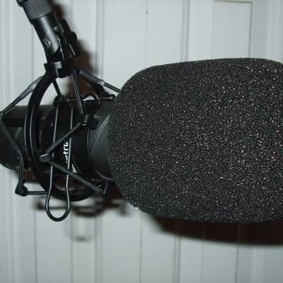 RODE Procaster Cardioid Dynamic Broadcast Microphone 2009 - Present - Black image 2