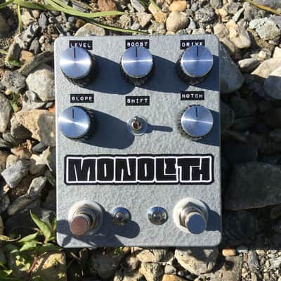 Futile Art FX Custom Shop ⛰️ Monolith Fuzz of Doom w. Boost & Tone Switch Mod Stoned-Grey Hammertone image 2