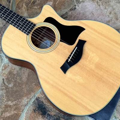 Taylor 314ce with ES2 Electronics 2014 - 2018 - Natural image 2