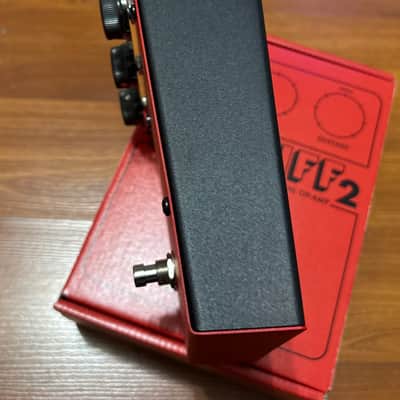 Electro-Harmonix / JHS Big Muff 2 Dual Op-Amp Fuzz 2025 - Red image 2