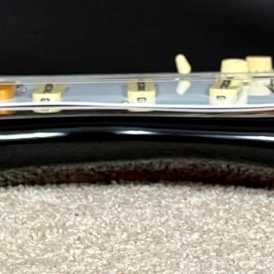 Fender Vintera '50s Stratocaster Modified with Maple Fretboard 2021 Model with 75th stamp in 2-Color Sunburst image 18