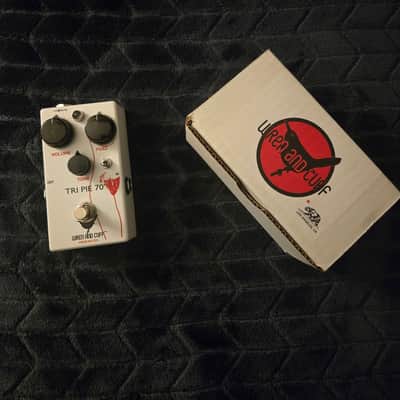 Wren and Cuff Tri-Pie '70 | Reverb