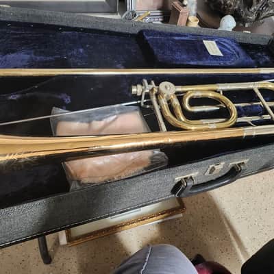 Conn 88H Trombone 1977 - Brass image 4