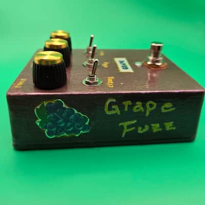 Handmade "Grape Fuzz" Unique feature-packed perc-style fuzz image 5