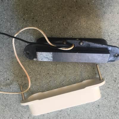 Korean Stratocaster Single Coil Pickup White Cover image 3