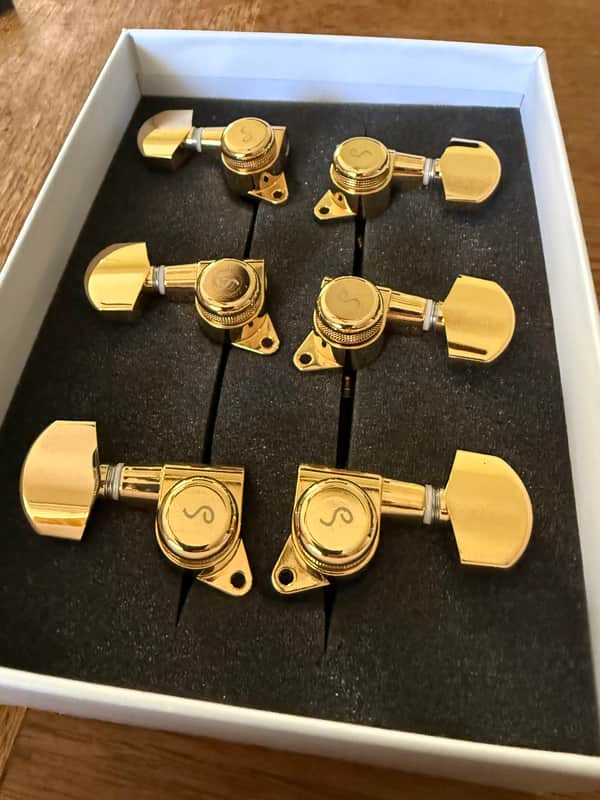 Schaller M6 135 locking tuners - Gold image 1