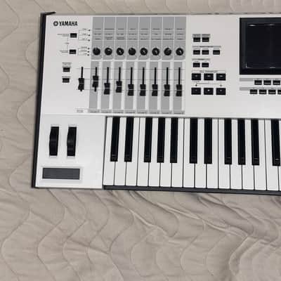 Yamaha Motif XF 6 Production Synthesizer 2010s - Gray image 6