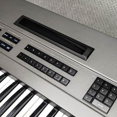 Roland JX10 76 Key✅ Super JX Analog Titan ✅ Ultimate 80s Dual-Engine Power ✅ Fully Checked & Cleaned ✅ Massive Warm Analog Sound ✅ FREE Worldwide Shipping image 5