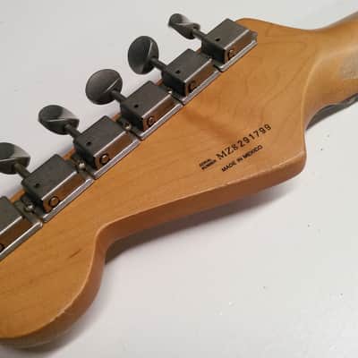 2009 FENDER Road Worn 60's STRATOCASTER Electric GUITAR w/ OBAG Olympic White MIM Strat image 7