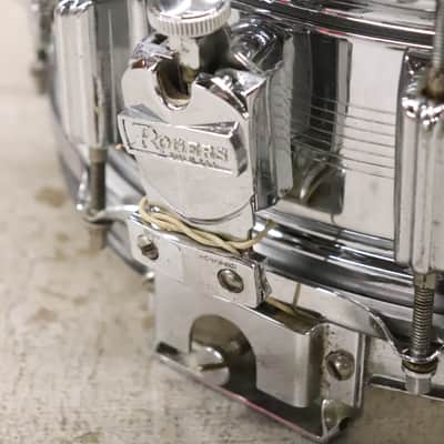 Rogers "7-Line" Dyna-Sonic 5x14" Brass Snare Drum "Beavertail" Lugs Vintage 1960's image 3