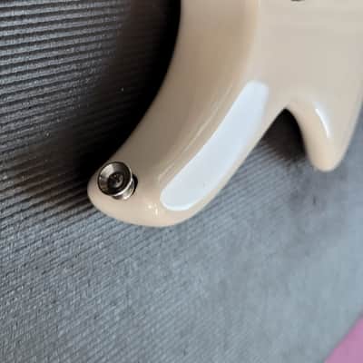 Rare Peavey Milestone 12 White 12-String USA w/ OHSC image 7
