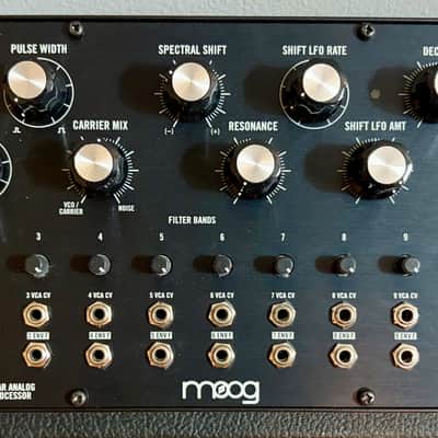 Moog Spectravox Semi-Modular Analog Spectral Processor 2024 - Present - Black with Wood Sides image 9