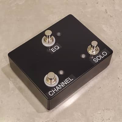 Compact 3-Button Footswitch for Mesa Boogie Mark V Five 35 Amplifier with Smart Memory Pedalboard Friendly Hand-wired image 3