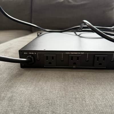 Furman P-1800 AR Prestige Series Voltage Regulator/Power Conditioner image 6