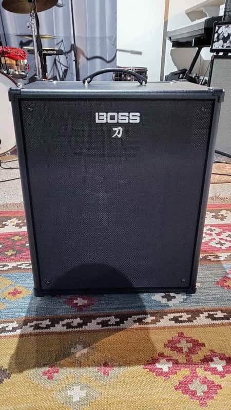 Boss Katana-210 Bass Combo image 1