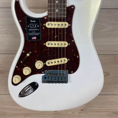 Fender American Ultra Stratocaster Left-Hand Guitar, Rosewood Fingerboard, Arctic Pearl image 1