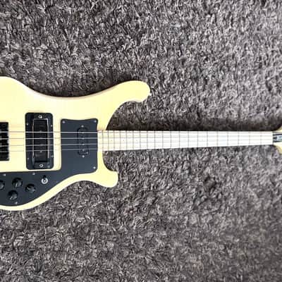 Rickenbacker 4003 Tuxedo White Star 1987 image 15