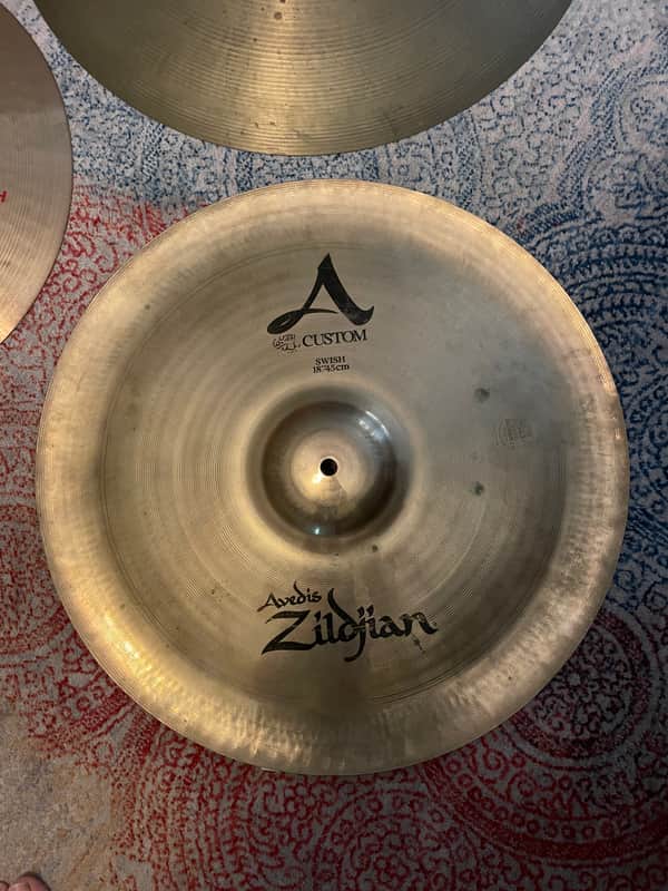Zildjian 18" A Custom Swish Cymbal Bild 1