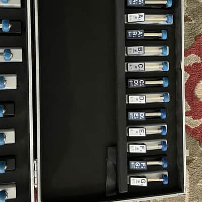 Suzuki 25-Note Tone Chime Set with Case 2020s - Standard image 2