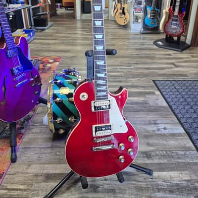 Gibson Les Paul Classic 2023 - Translucent Cherry W/Hardcase image 1
