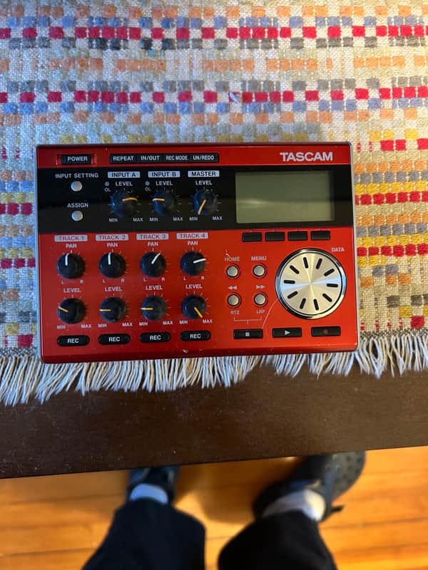 TASCAM Pocketstudio DP-004 Portable Digital 4-Track Recorder 2000s - Black image 1