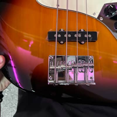 Tagima TW-73 Bass Guitar - Sunburst image 13