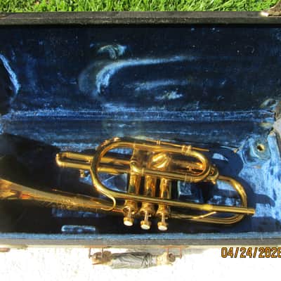 Holton Collegiate Cornet, 1940, Gold, Case, Very Clean image 1