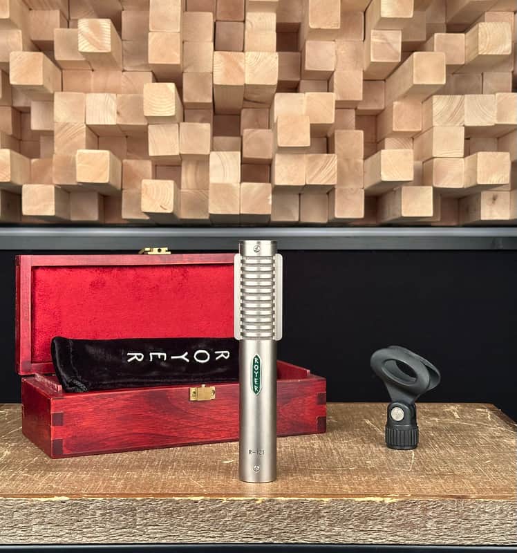 Royer R-121 Ribbon Microphone. R121 R 121 image 1
