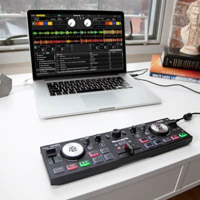 Numark DJ2GO2TOUCH Pocket DJ Controller image 4