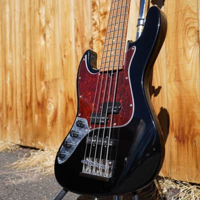 Sadowsky Metro Express Hybrid P/J Black High Polish Left Handed 5-String w/ Gig Bag image 4