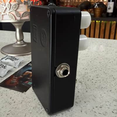 Electro-Harmonix Oceans 11 Multi-Function Reverb Pedal image 4